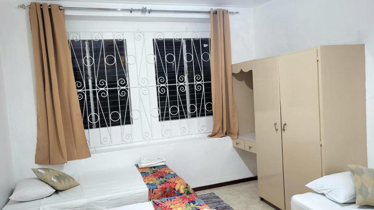 Ventnor House Apartments Бриджтаун Экстерьер фото