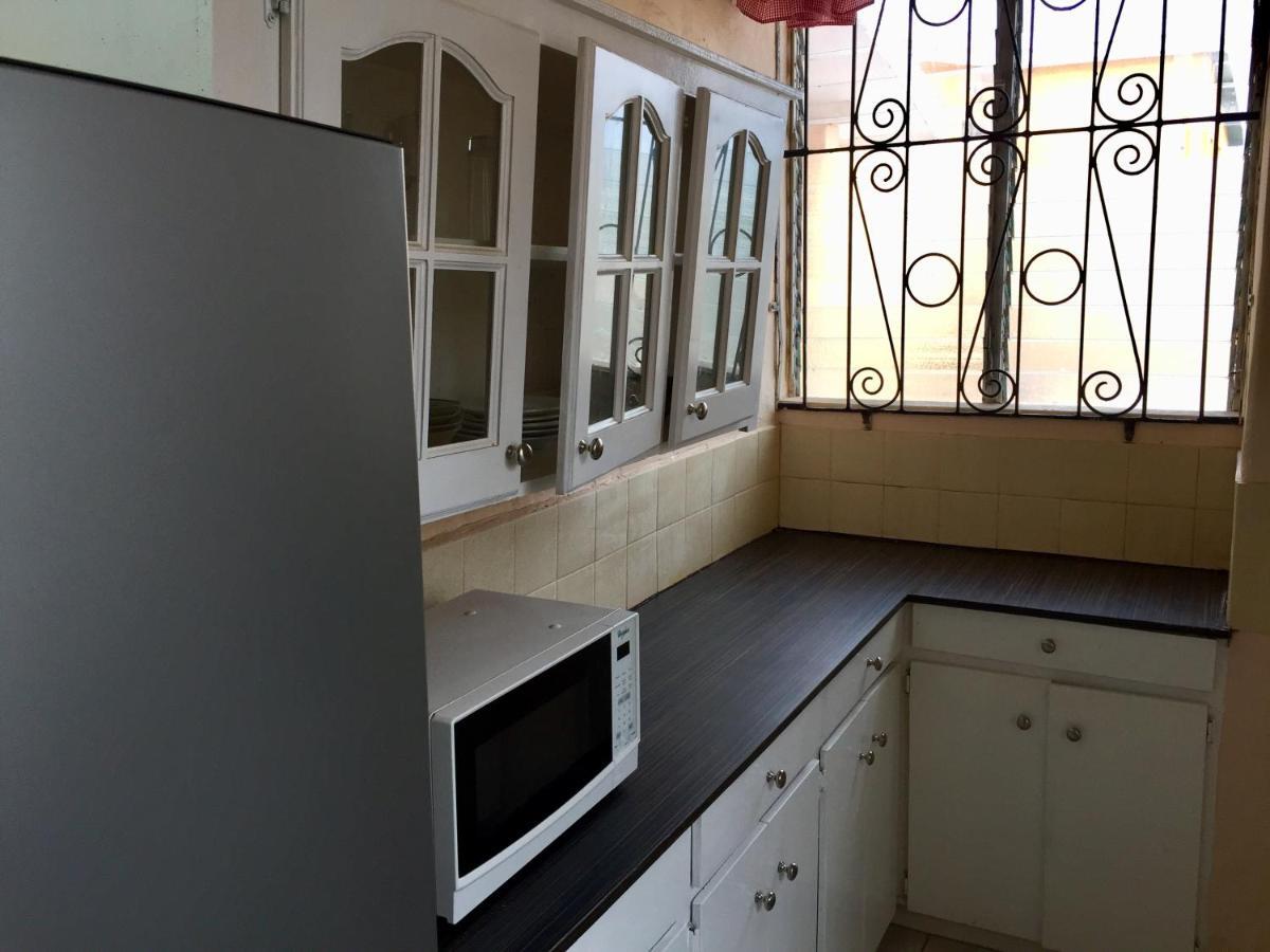 Ventnor House Apartments Бриджтаун Экстерьер фото
