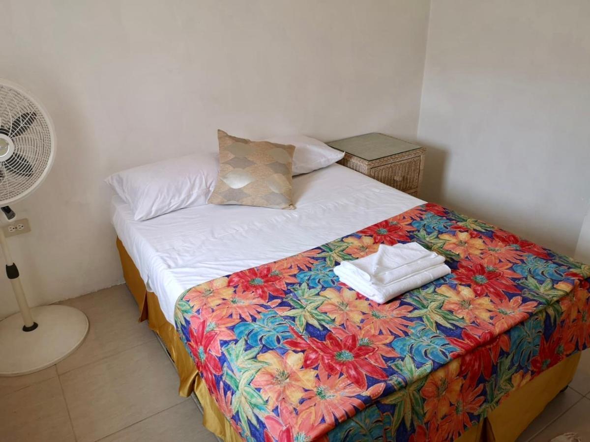 Ventnor House Apartments Бриджтаун Экстерьер фото