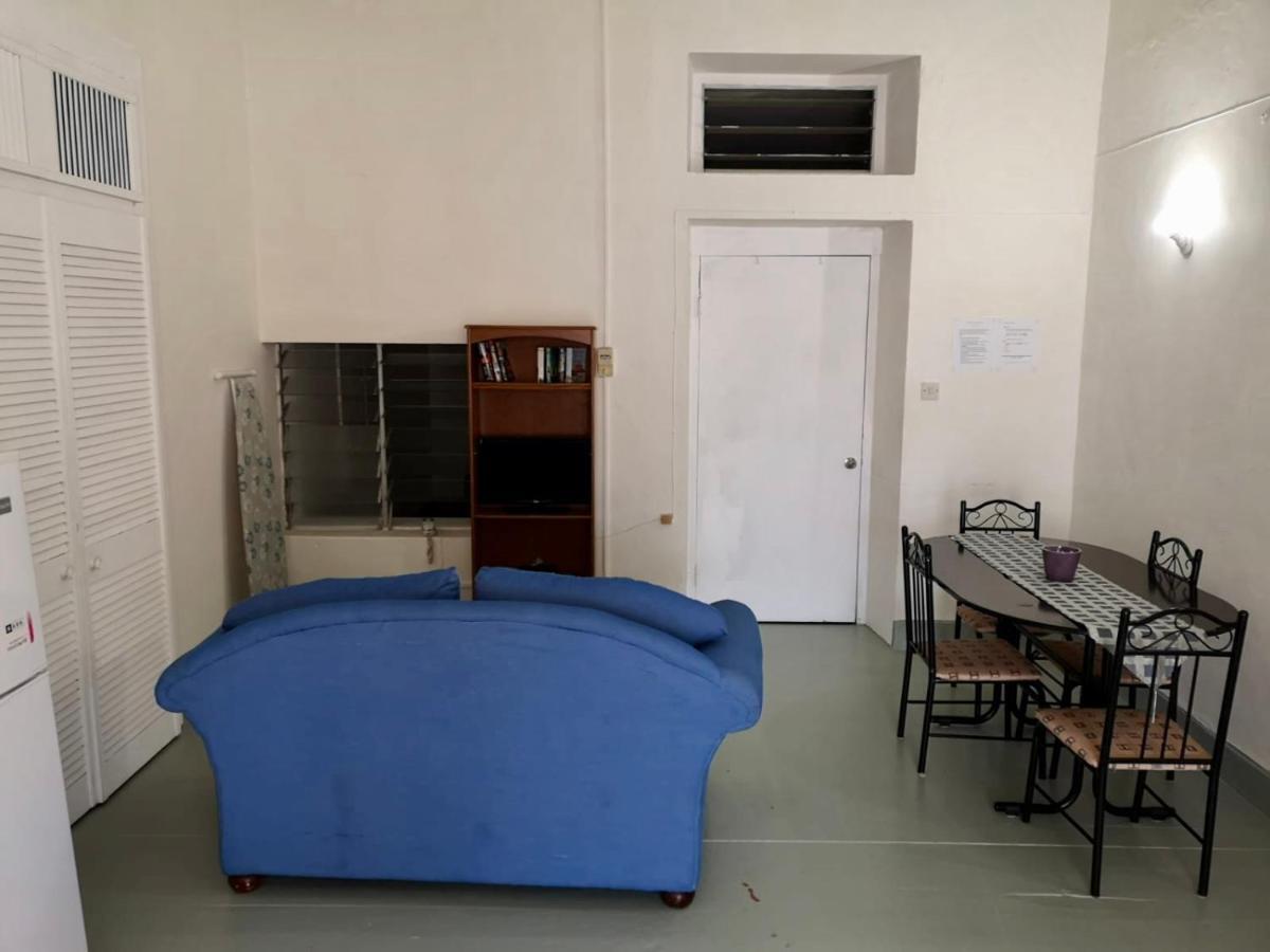 Ventnor House Apartments Бриджтаун Экстерьер фото