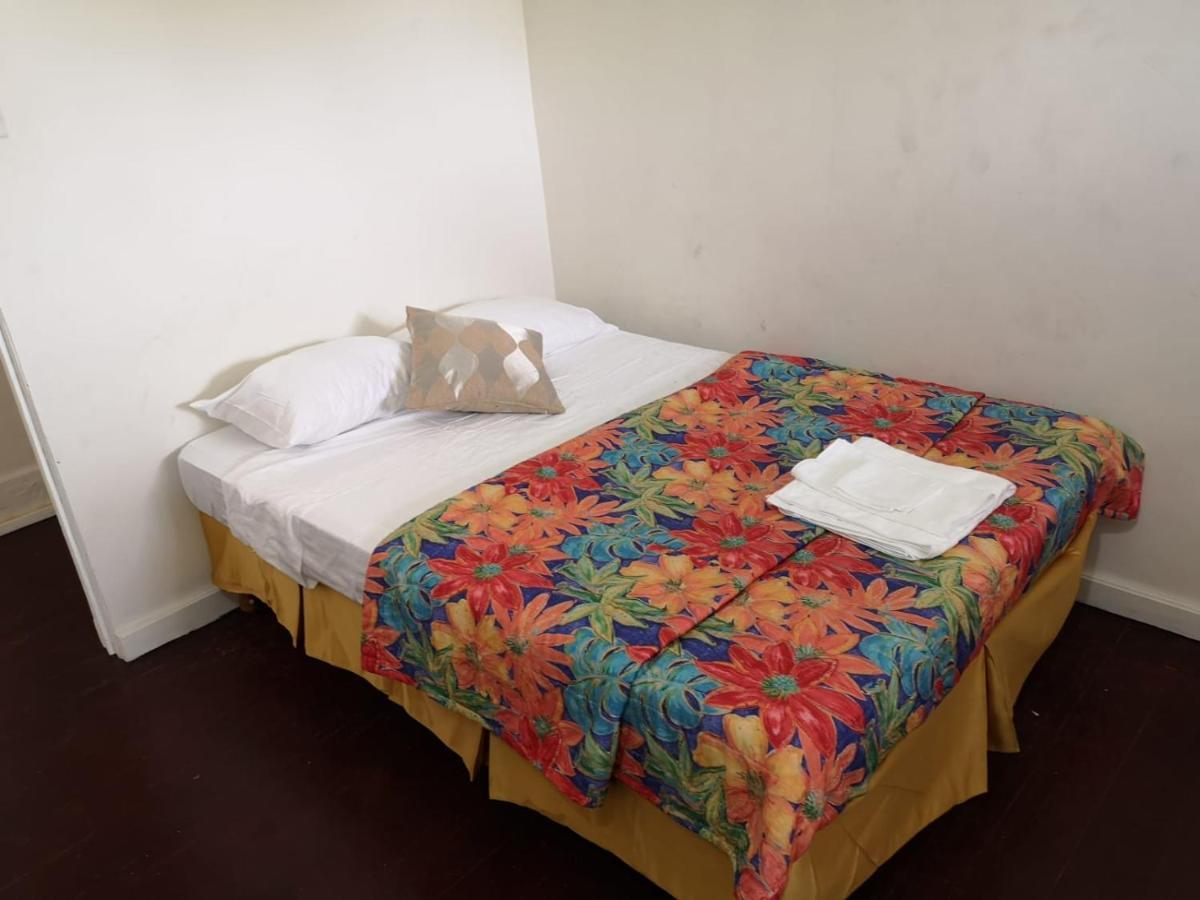 Ventnor House Apartments Бриджтаун Экстерьер фото